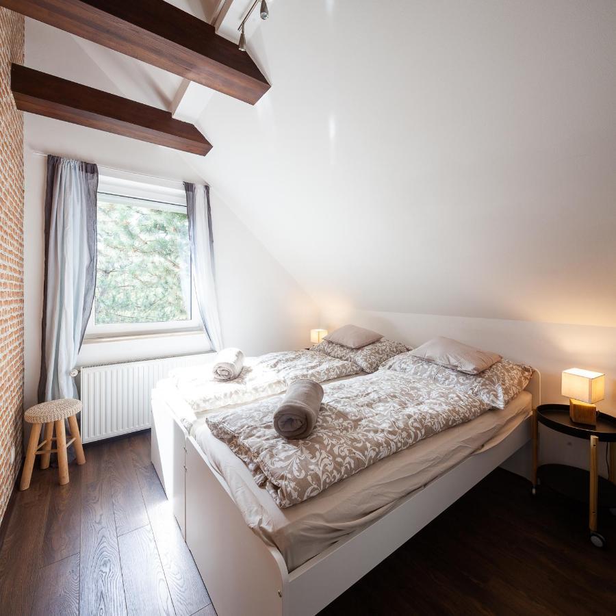 Silver Willow Luxury Apartment Шопрон Екстер'єр фото
