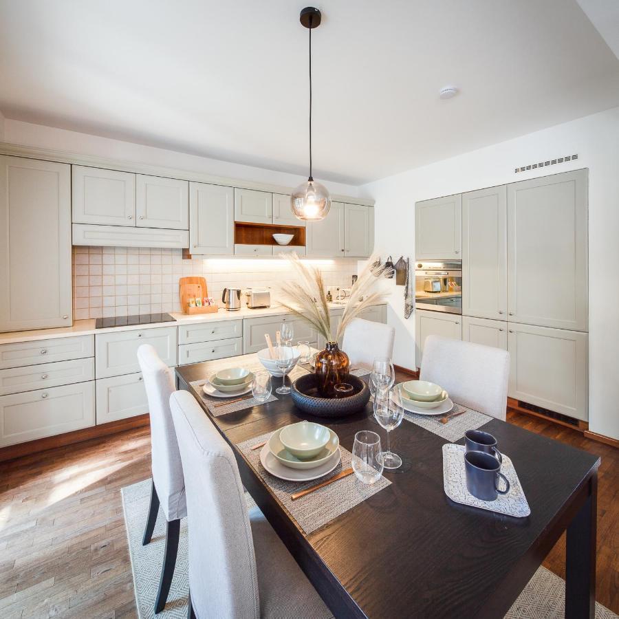 Silver Willow Luxury Apartment Шопрон Екстер'єр фото