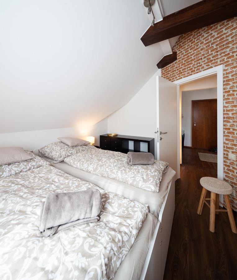 Silver Willow Luxury Apartment Шопрон Екстер'єр фото